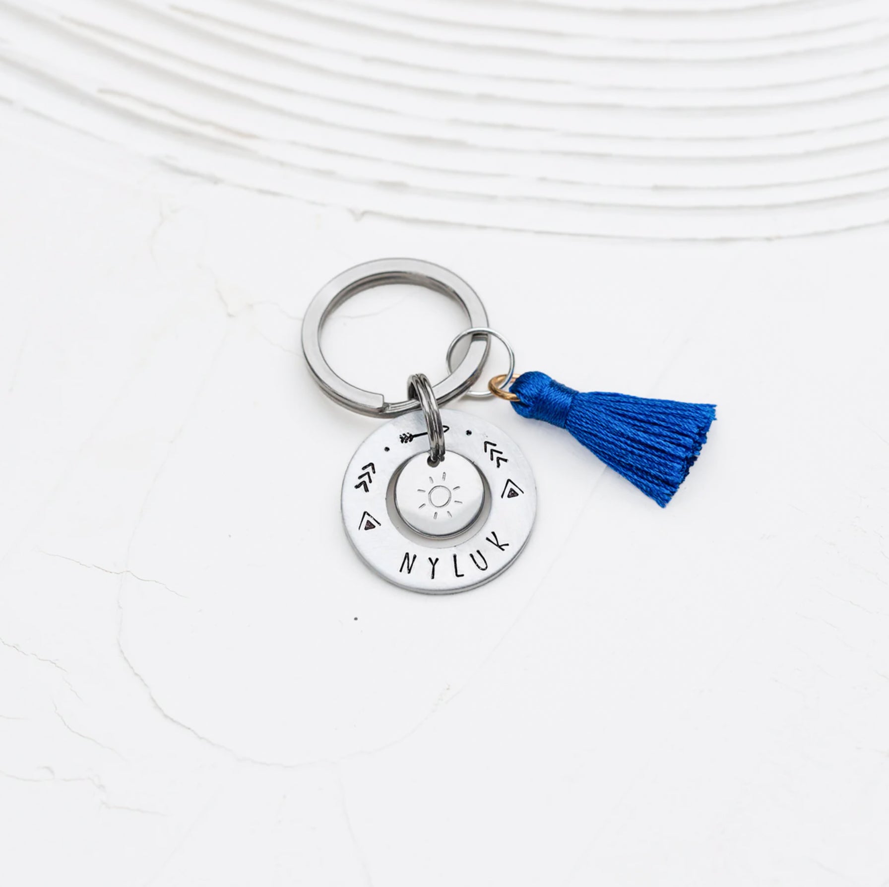 Personalisierte Hundemarke Scheibe Ø 25 mm mit Anhänger